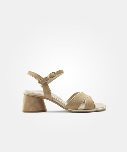 SUPER SOFT high-heel sandals