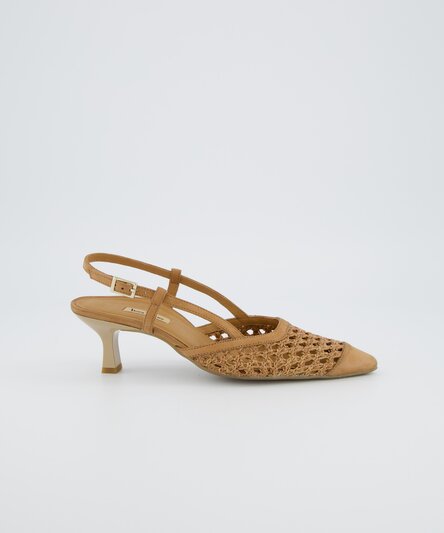 High-heel sandals