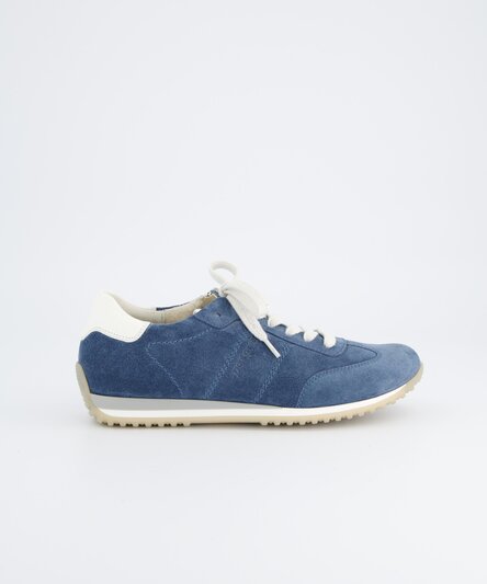 Sneakers with exchangeable insole