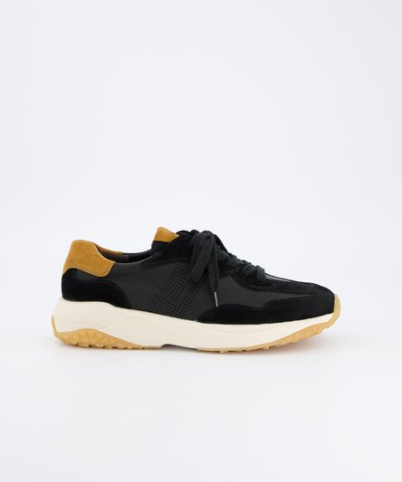 Sneakers with exchangeable insole
