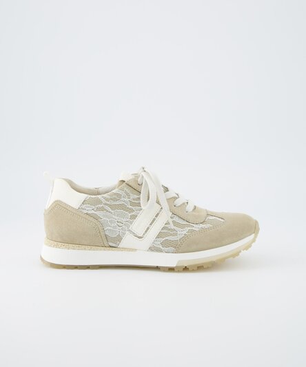 Sneakers with exchangeable insole