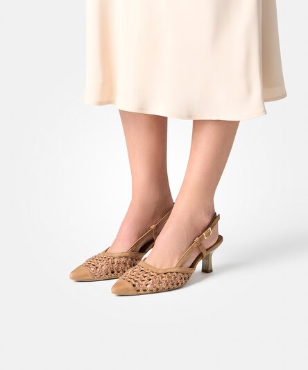 High-heel sandals