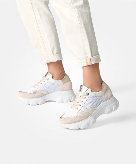 Sneaker