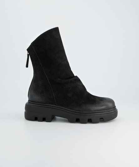 Ankle boot