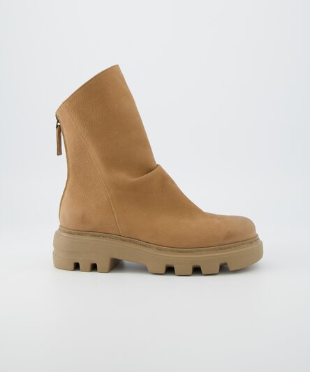 Ankle boot