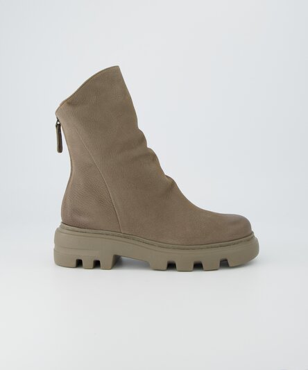 Ankle boot