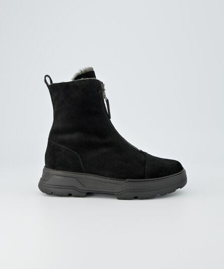 Ankle boots in RELAXED WIDTH and removable footbed