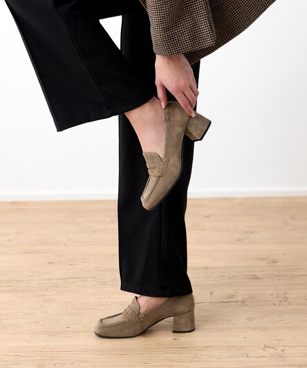 SUPER SOFT High-front pumps