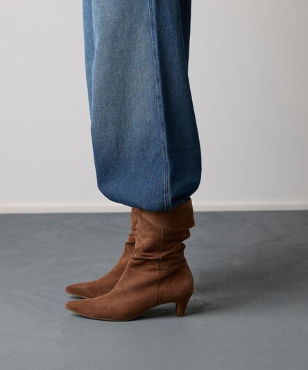 SUPER SOFT Boots