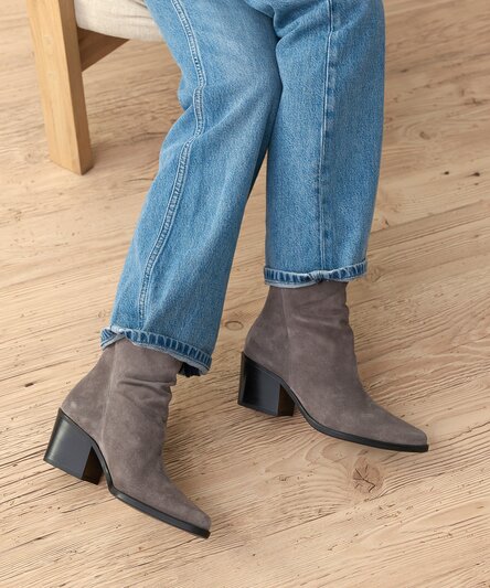 SUPER SOFT Ankle boot with lambskin lining