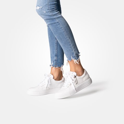 Paul Green 5155-001 SUPER SOFT sneaker in RELAXED WIDTHS in white