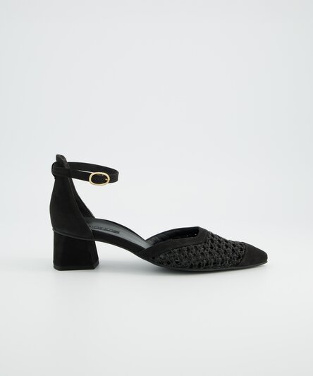 SUPER SOFT Strappy pumps