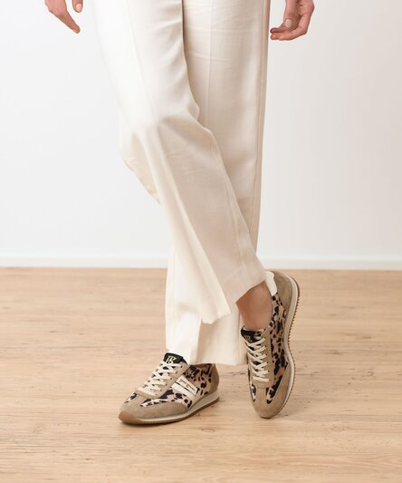 SUPER SOFT Sneaker