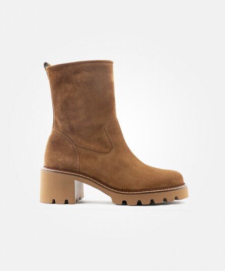 Ankle boots