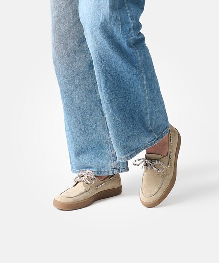 Lace-ups