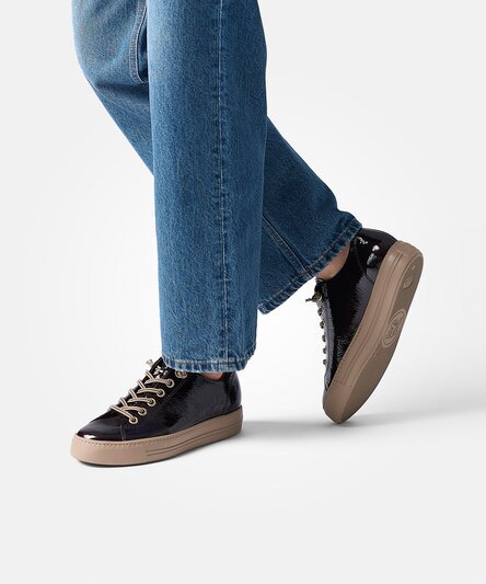 Pauls with RELAXED WIDTH and removable footbed