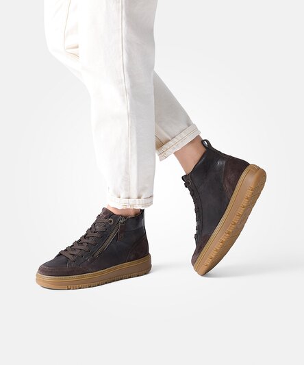 Hightop pauls with RELAXED WIDTH and removable footbed