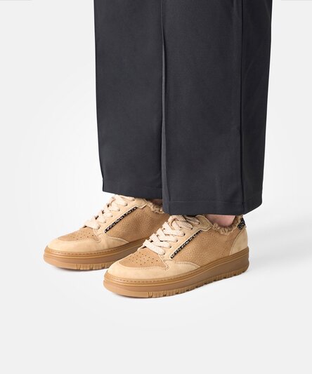 Pauls with RELAXED WIDTH and removable footbed