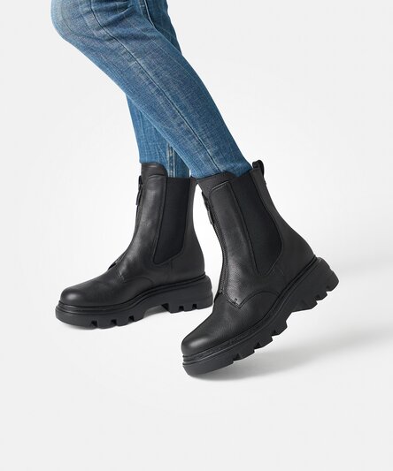 Ankle boot