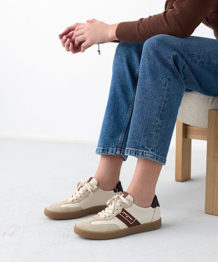 SUPER SOFT Sneaker
