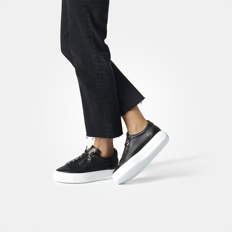 Paul Green 5017-023 SUPER SOFT sneaker in black