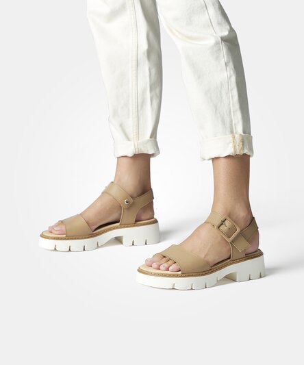 SUPER SOFT sandals in RELAXED WIDTHS