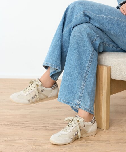 SUPER SOFT Sneaker