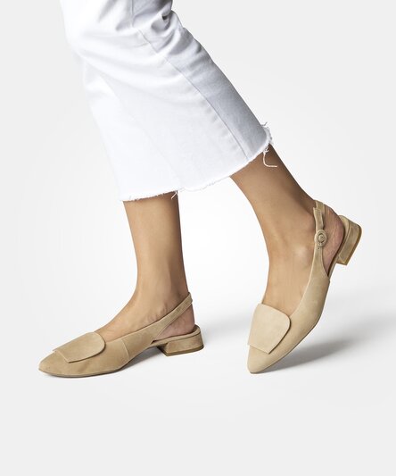 Sling-back wedges
