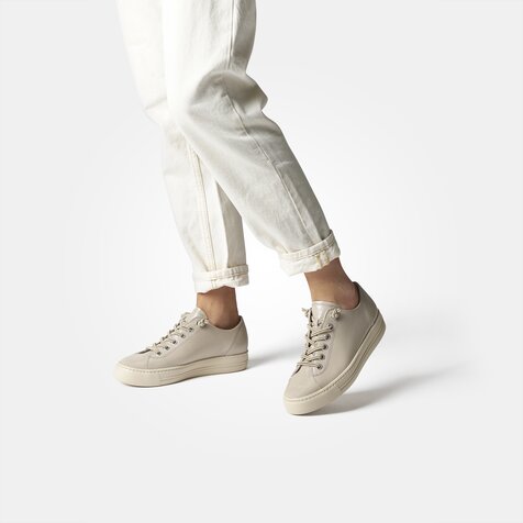 Paul Green 4081-223 SUPER SOFT sneaker in RELAXED WIDTHS in beige