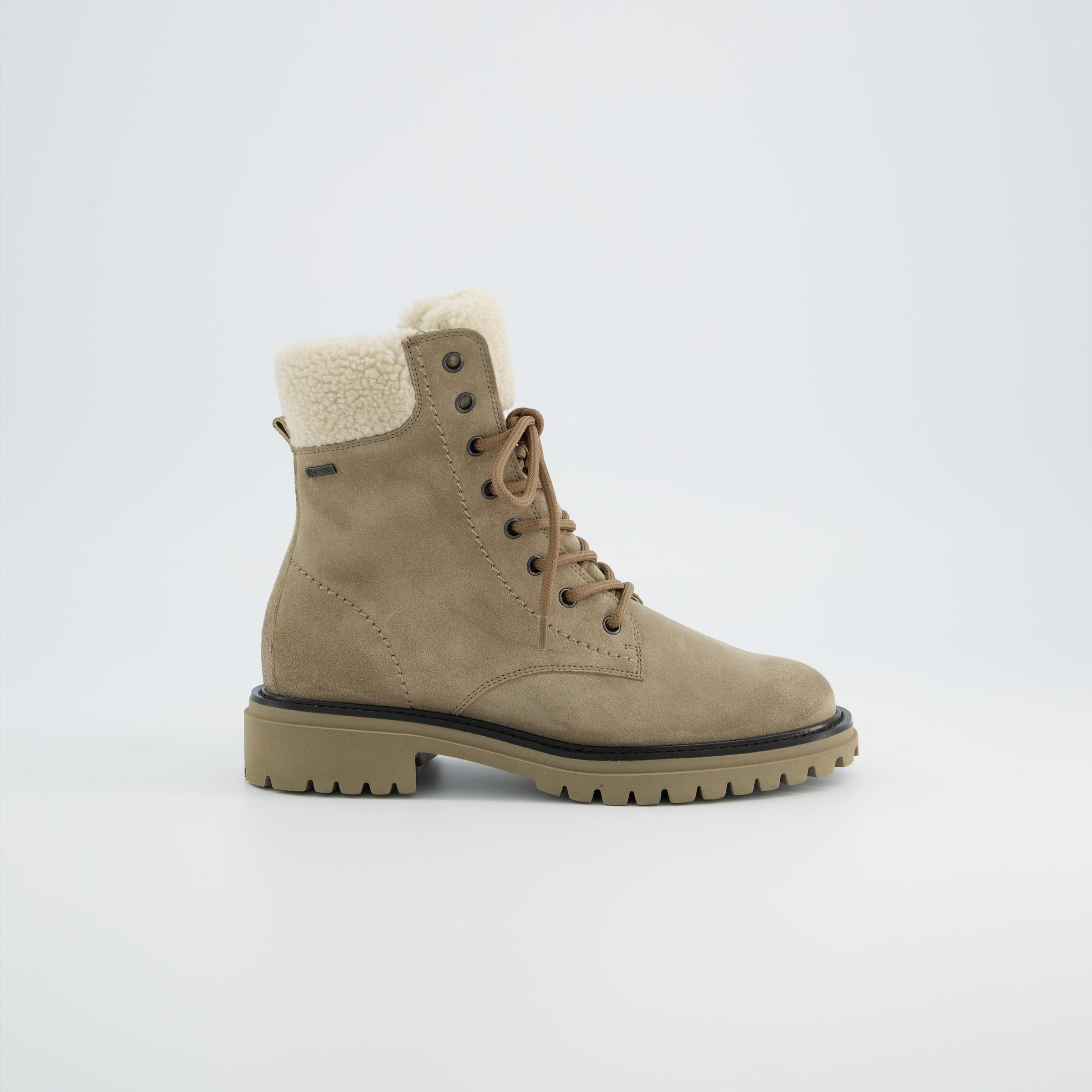 GORE-TEX Tan Suede Lace-Up Hiking Boots Timberland x NONNATIVE Premium Vibram 6 INCH LACE UP GORE  main image 3